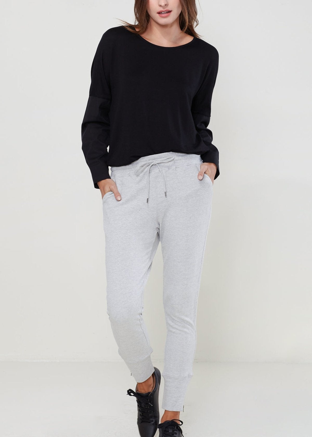 Women's Drawstring Waist Fitted Jogger Pants In Heather Gray-0