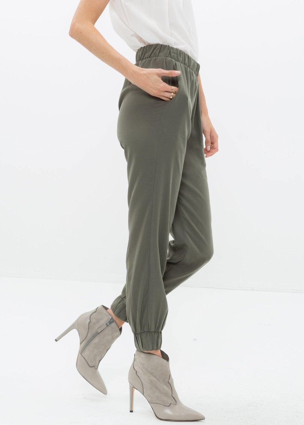Women's All Day Elastic Cuff Jogger Pants-1