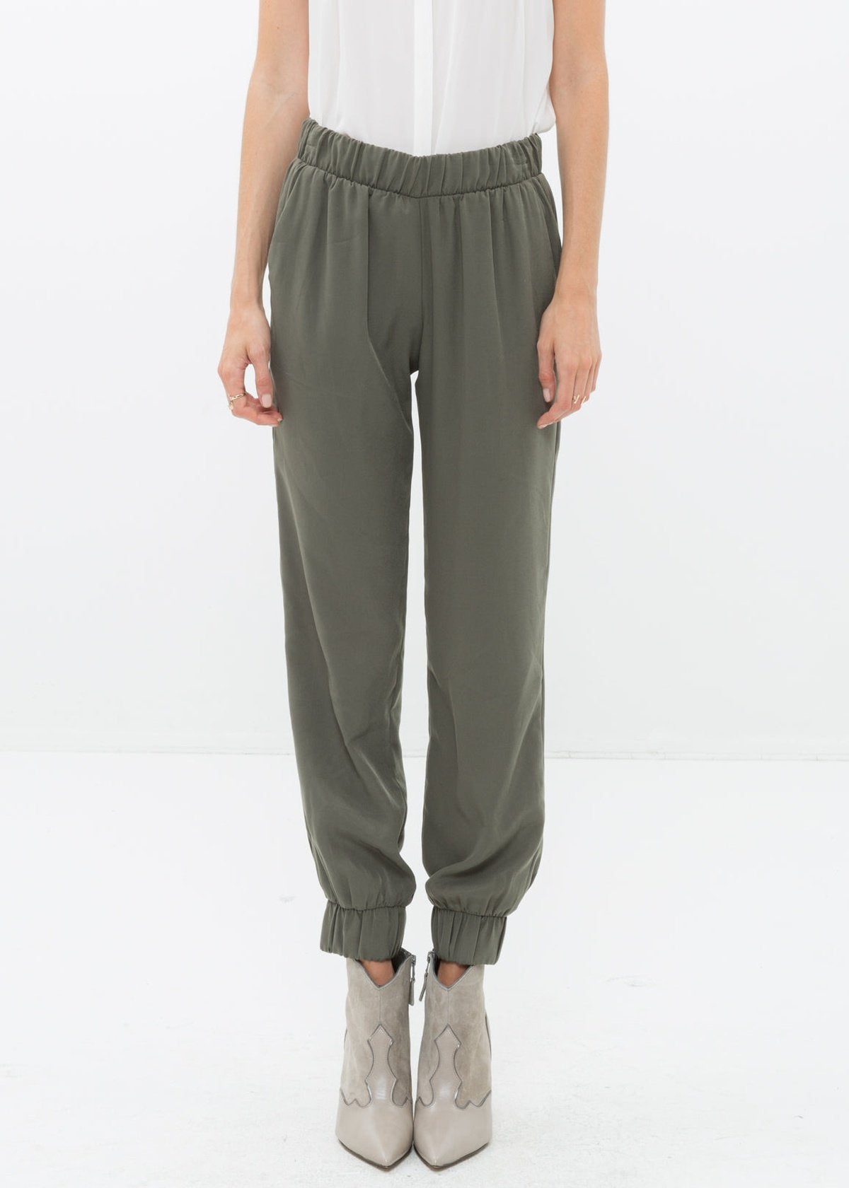 Women's All Day Elastic Cuff Jogger Pants-3